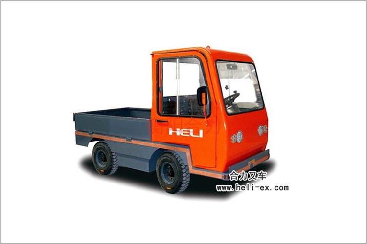 濟(jì)寧叉車的保養(yǎng)分為四類，即日常保養(yǎng)，一級保養(yǎng)，二級保養(yǎng)、三級保養(yǎng)，日常保養(yǎng)是每天都要進(jìn)行的保養(yǎng)